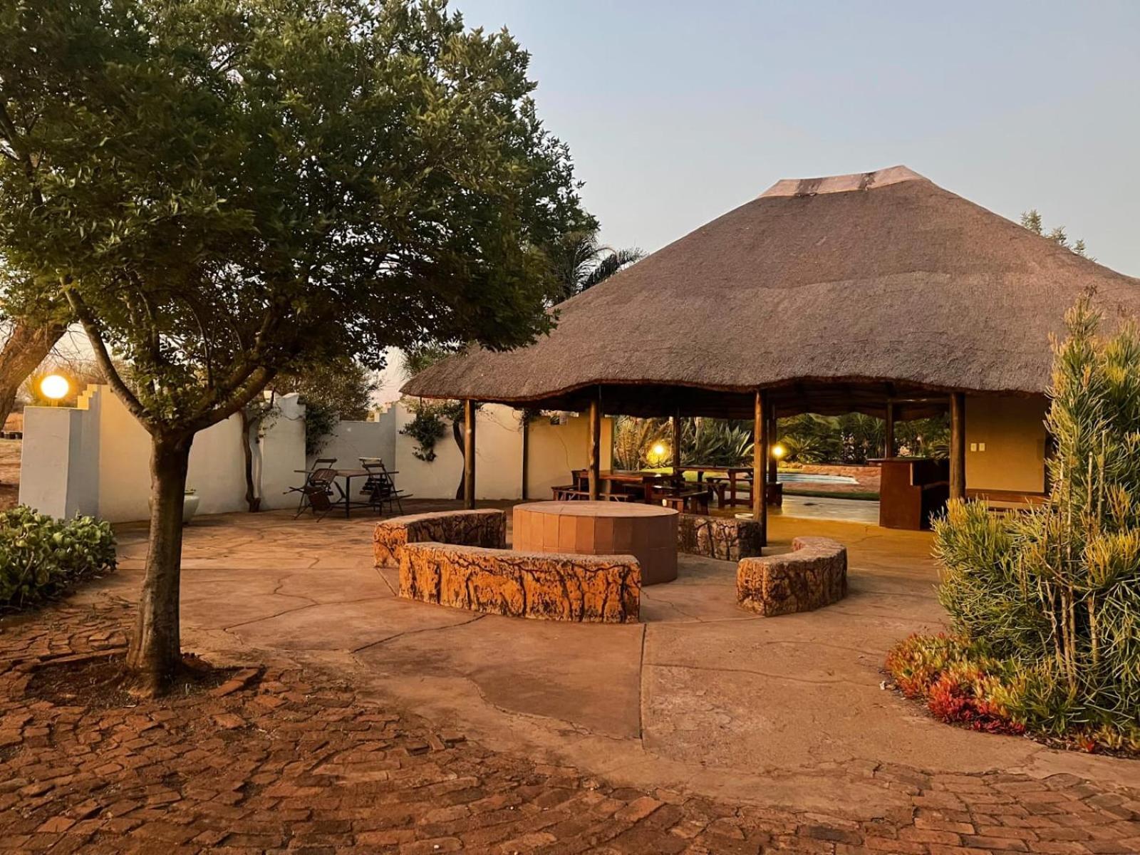 Gallery Inn Bela-Bela Exterior photo